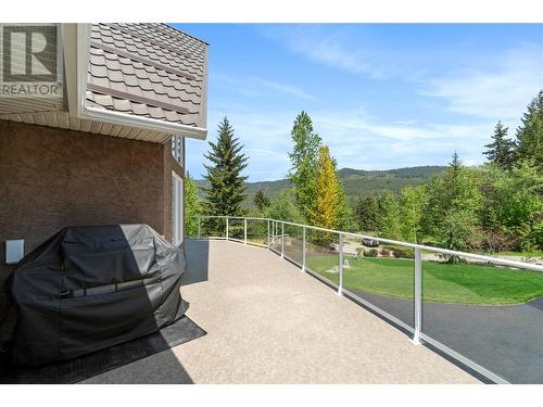 2631 Fairview Place, Blind Bay, BC - Outdoor