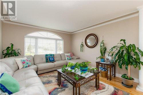 717 Royal Oaks Blvd, Moncton, NB - Indoor Photo Showing Living Room