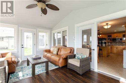 717 Royal Oaks Boulevard, Moncton, NB - Indoor Photo Showing Living Room