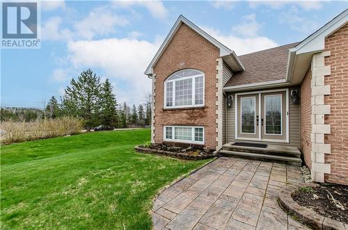 717 Royal Oaks Blvd, Moncton, NB - Outdoor