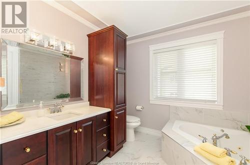 717 Royal Oaks Blvd, Moncton, NB - Indoor Photo Showing Bathroom