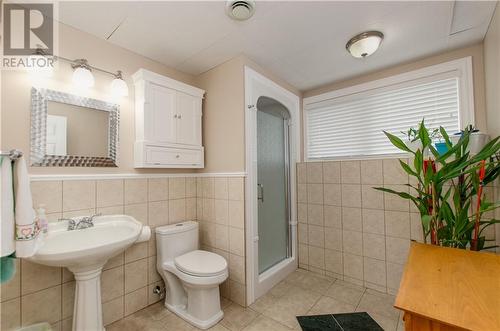 717 Royal Oaks Blvd, Moncton, NB - Indoor Photo Showing Bathroom