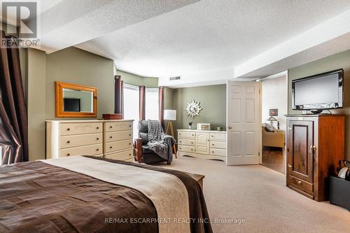 A304 - 216 Plains Road W, Burlington, ON - Indoor Photo Showing Bedroom