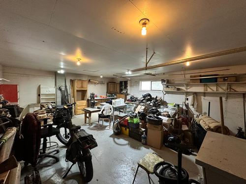 875 Kimberely Avenue N, Greenwood, BC - Indoor Photo Showing Garage