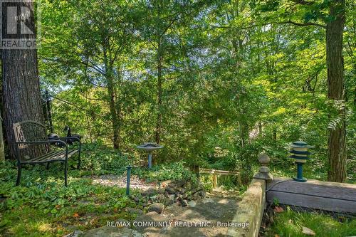 24 Parkview Heights, Quinte West, ON - Outdoor