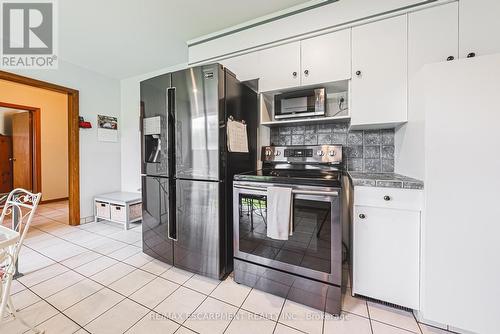 19 Dauphine Place, Welland, ON - Indoor Photo Showing Kitchen