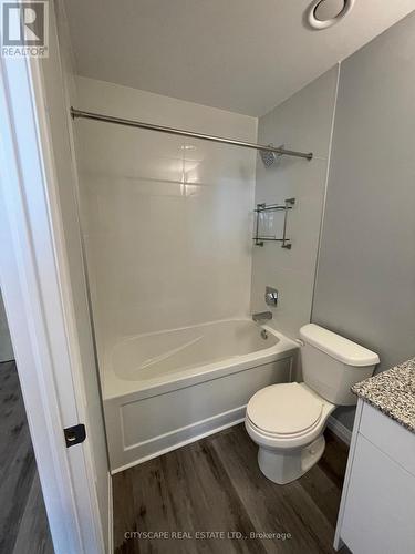 804 - 60 Charles Street, Kitchener, ON - Indoor Photo Showing Bathroom