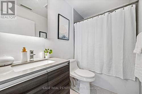 603 - 1238 Dundas Street E, Toronto, ON - Indoor Photo Showing Bathroom