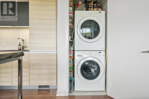 603 - 1238 Dundas Street E, Toronto, ON - Indoor Photo Showing Laundry Room