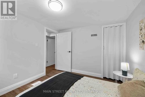 30 West Street W, Georgina, ON - Indoor Photo Showing Bedroom
