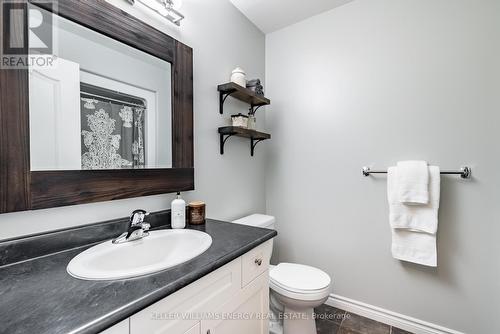 1031 Linden Valley Road, Kawartha Lakes, ON - Indoor Photo Showing Bathroom