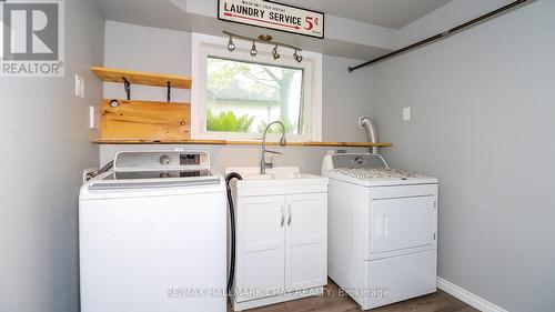 195 Little Avenue, Barrie, ON - Indoor Photo Showing Laundry Room