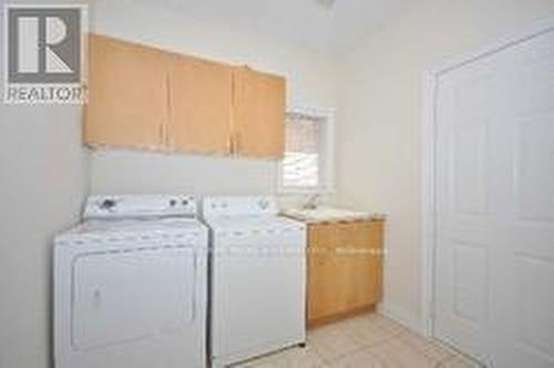 2355 Eighth Line, Oakville, ON - Indoor Photo Showing Laundry Room