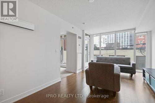 201 - 21 Nelson Street, Toronto, ON - Indoor Photo Showing Other Room