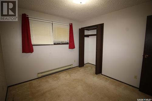 662 9Th Street W, Shaunavon, SK - Indoor Photo Showing Other Room