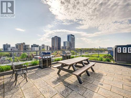 611 - 1 Hurontario Street, Mississauga, ON - Outdoor With View