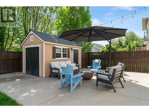 833 Breeze Place, Kelowna, BC - Outdoor With Deck Patio Veranda With Exterior