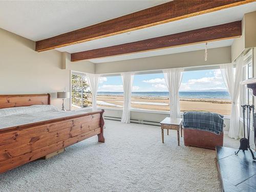 1141 Butterball Dr, Qualicum Beach, BC - Indoor Photo Showing Bedroom