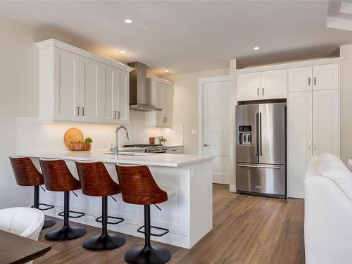 1163 Lee Rd, Parksville, BC - Indoor Photo Showing Kitchen With Stainless Steel Kitchen With Upgraded Kitchen