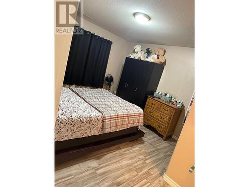 551 Clayton Crescent, Kelowna, BC - Indoor Photo Showing Bedroom