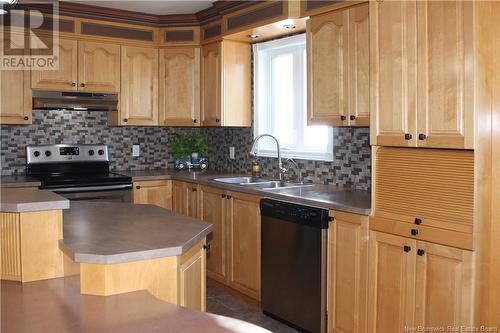 1095 Le Paradis Road, Saint-Jacques, NB - Indoor Photo Showing Kitchen With Double Sink