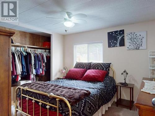11-4500 Claridge Road, Powell River, BC - Indoor Photo Showing Bedroom
