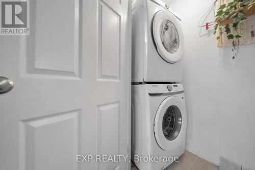 71 - 3050 Constitution Boulevard, Mississauga, ON - Indoor Photo Showing Laundry Room