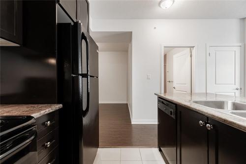 85 Robinson Street|Unit #601, Hamilton, ON - Indoor Photo Showing Kitchen