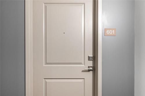 85 Robinson Street|Unit #601, Hamilton, ON - Indoor Photo Showing Other Room