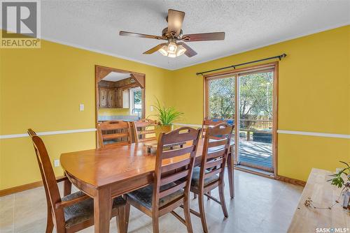 2 Blue Place, Saskatoon, SK - Indoor Photo Showing Dining Room