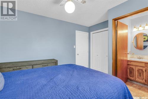 2 Blue Place, Saskatoon, SK - Indoor Photo Showing Bedroom