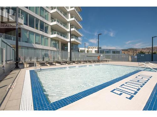 1181 Sunset Drive Unit# 2501, Kelowna, BC - Outdoor With In Ground Pool With Balcony