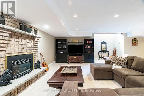 1826 Quantz Crescent, Innisfil, ON - Indoor Photo Showing Living Room With Fireplace