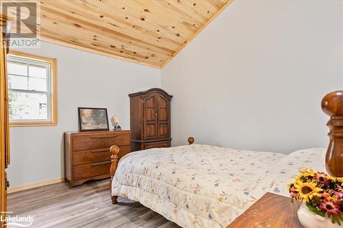 1112 Bushwolf Lake Road, Haliburton, ON - Indoor Photo Showing Bedroom