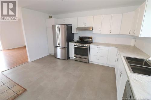 161 Ingalls Head Road, Grand Manan, NB - Indoor Photo Showing Kitchen With Double Sink