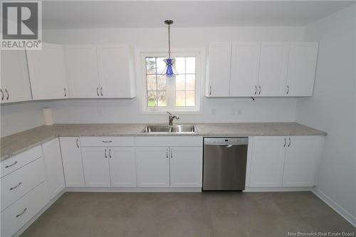 161 Ingalls Head Road, Grand Manan, NB - Indoor Photo Showing Kitchen With Double Sink