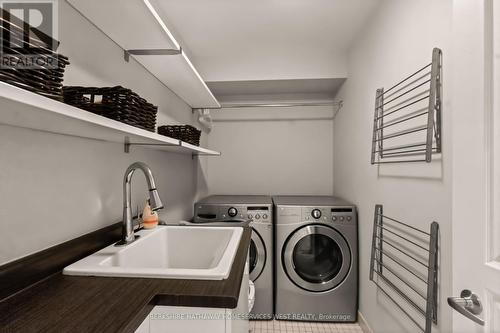7 Beaverdale Road, Toronto, ON - Indoor Photo Showing Laundry Room