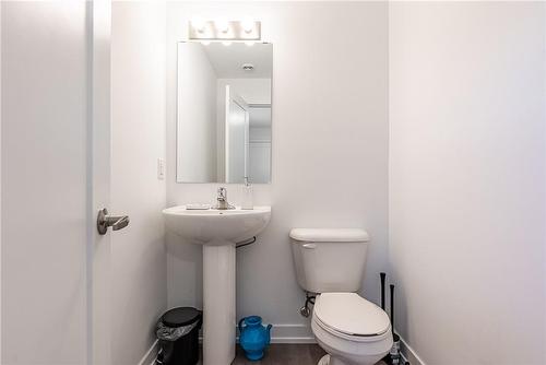 4263 Fourth Avenue|Unit #211, Niagara Falls, ON - Indoor Photo Showing Bathroom