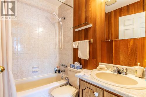 63 Monkstown Road, St. John'S, NL - Indoor Photo Showing Bathroom
