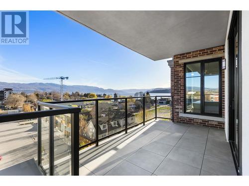 450 Groves Avenue Unit# 502, Kelowna, BC - Outdoor With View With Exterior