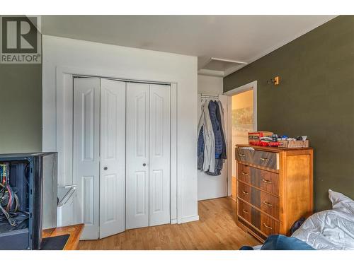928 Wilson Avenue, Kelowna, BC - Indoor Photo Showing Bedroom