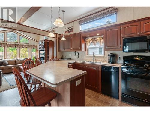 4354 Highway 3 Unit# 73, Keremeos, BC - Indoor Photo Showing Kitchen With Double Sink