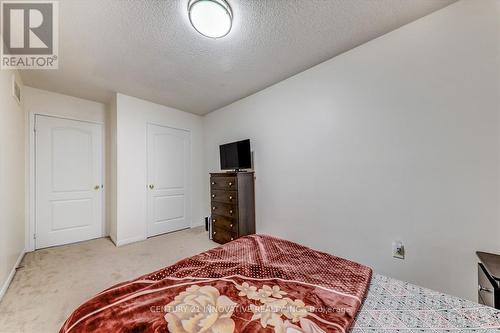385 Murray Ross Parkway N, Toronto, ON - Indoor Photo Showing Bedroom