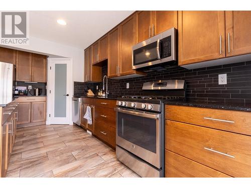 204 467 S Tabor Boulevard, Prince George, BC - Indoor Photo Showing Kitchen