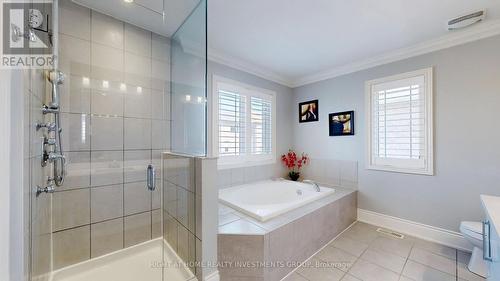 103 Old Field Crescent, Newmarket, ON - Indoor Photo Showing Bathroom