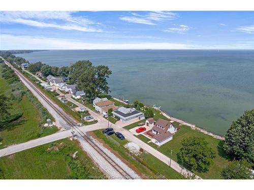 15490 Couture Beach Road, Lakeshore, ON 