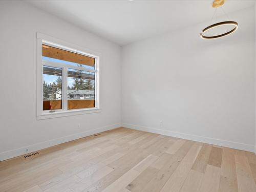 4619 Fordham Road, Kelowna, BC - Indoor Photo Showing Other Room