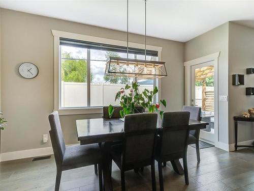 3112 Riesling Way, West Kelowna, BC - Indoor Photo Showing Dining Room