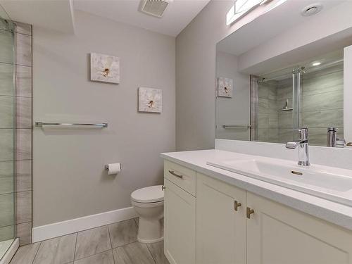 3112 Riesling Way, West Kelowna, BC - Indoor Photo Showing Bathroom