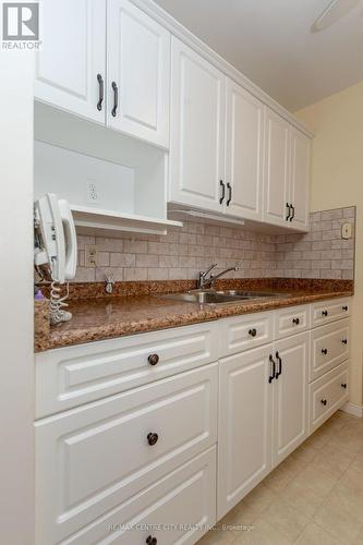 212 - 440 Wellington Street, St. Thomas, ON - Indoor Photo Showing Kitchen With Double Sink